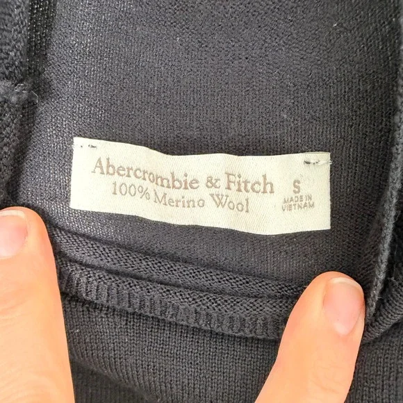 Abercrombie & Fitch 100% Merino Wool Fine Knit Mock Neck Sweater Small Capsule - Picture 6 of 12